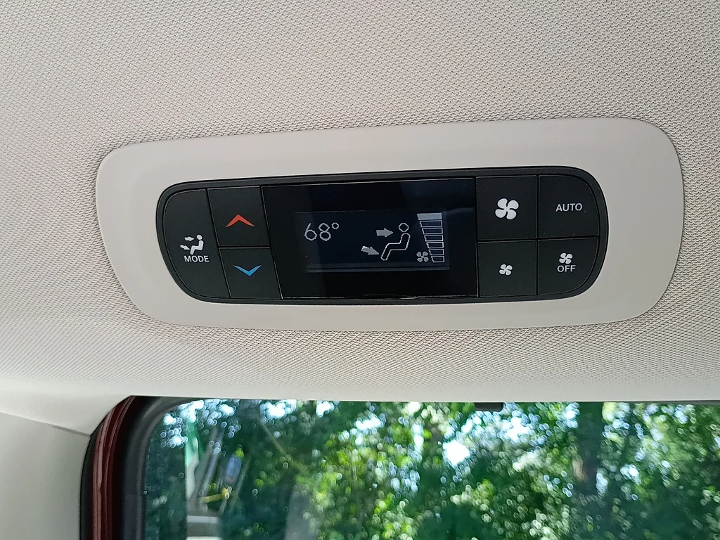 Used 2020 Velvet Red Pearl Coat Chrysler Launch Edition image 27