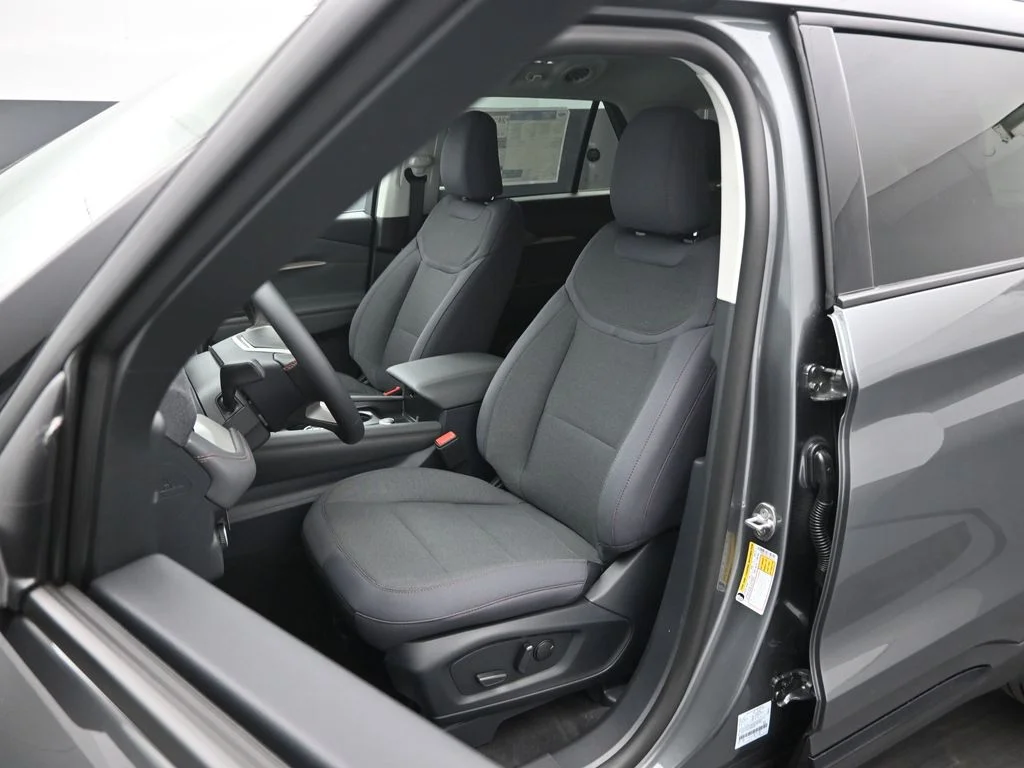 New 2026 Carbonized Gray Metallic Ford Active image 7