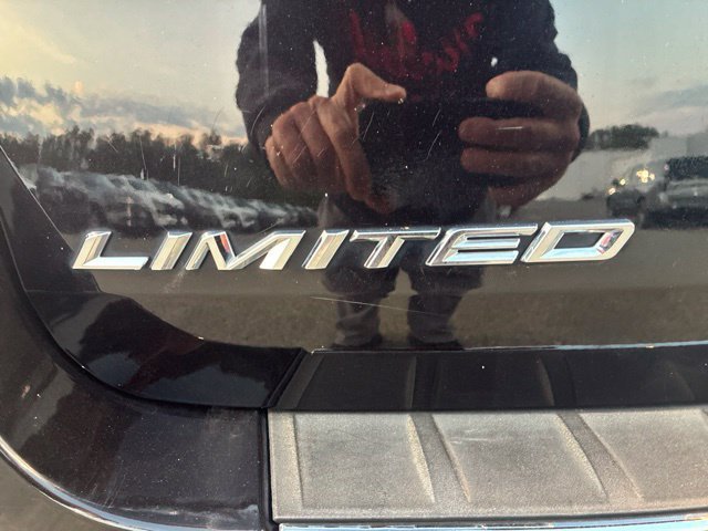 Used 2020 Black Ford Limited image 11