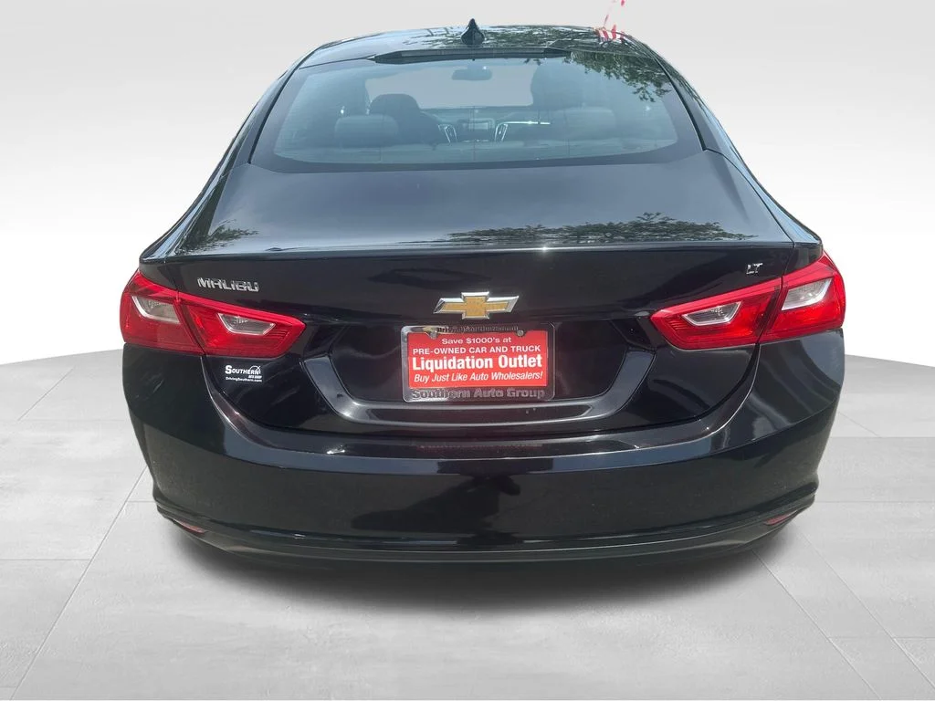 Used 2018 Black Chevrolet LT image 20