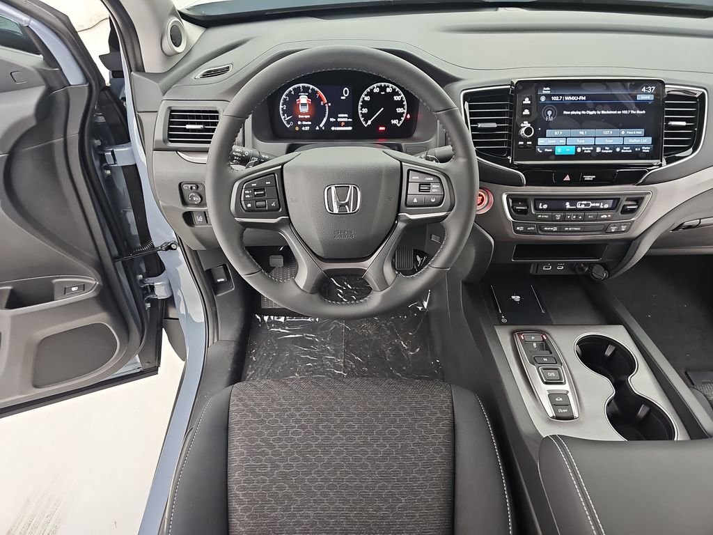 2025 Honda Ridgeline Sport - Photo 21