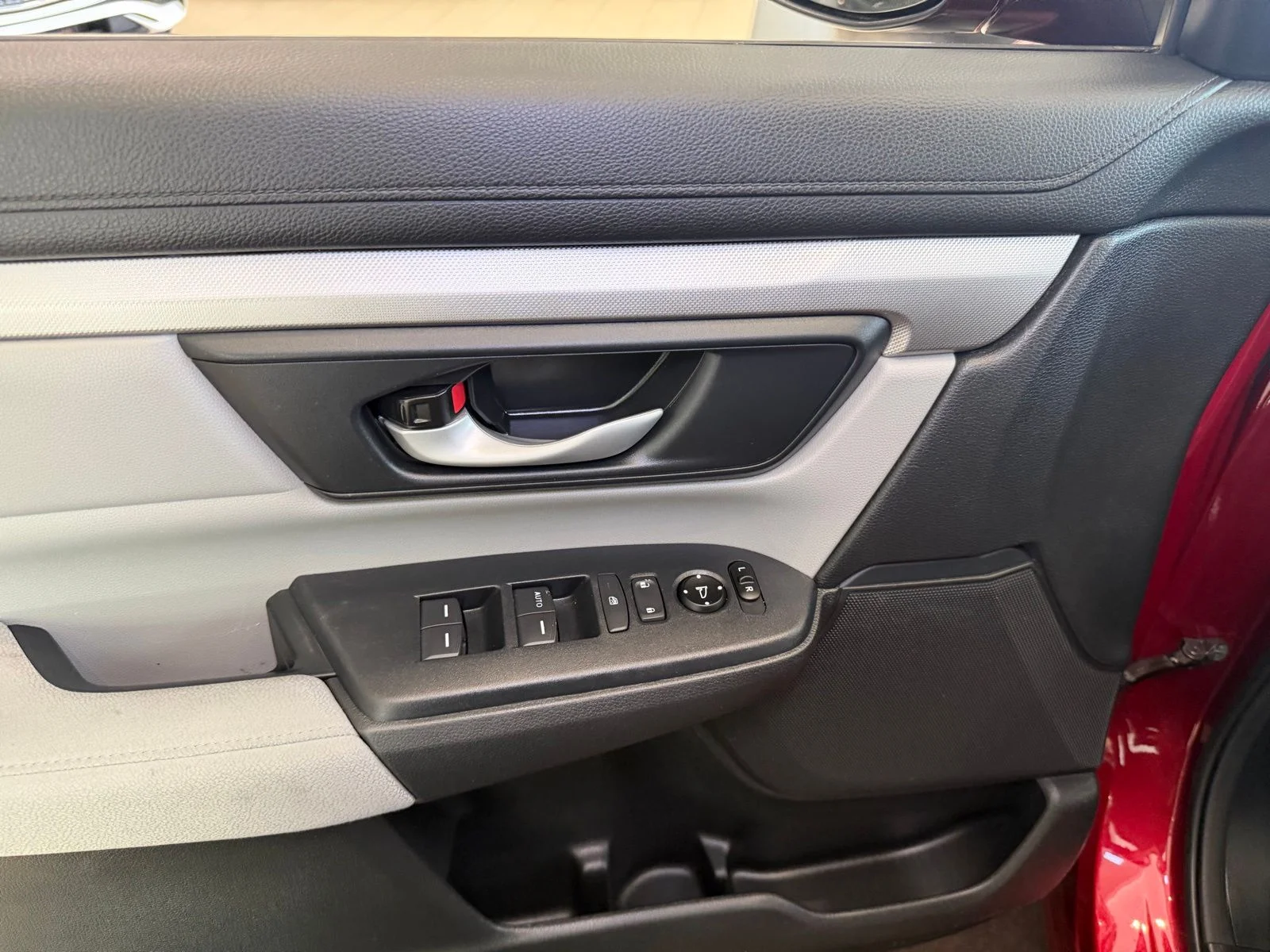 Used 2020 Red Honda LX image 23