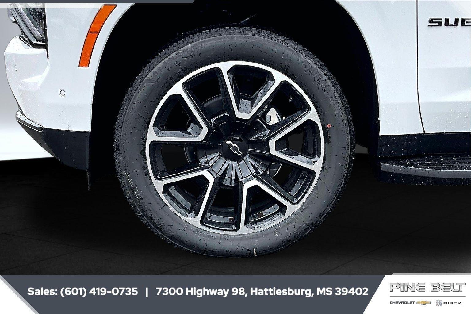 New 2026 Summit White Chevrolet RST image 7