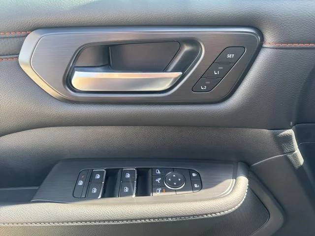 2026 Nissan Armada PRO-4X - Photo 18