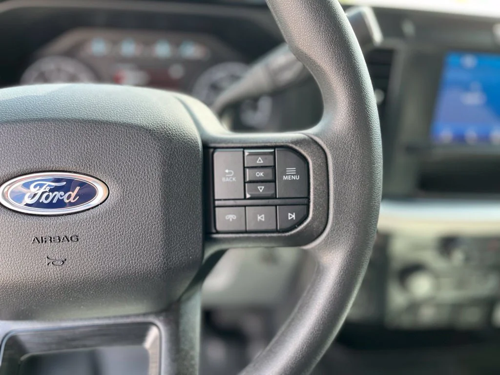 Used 2025 White Ford XL image 20
