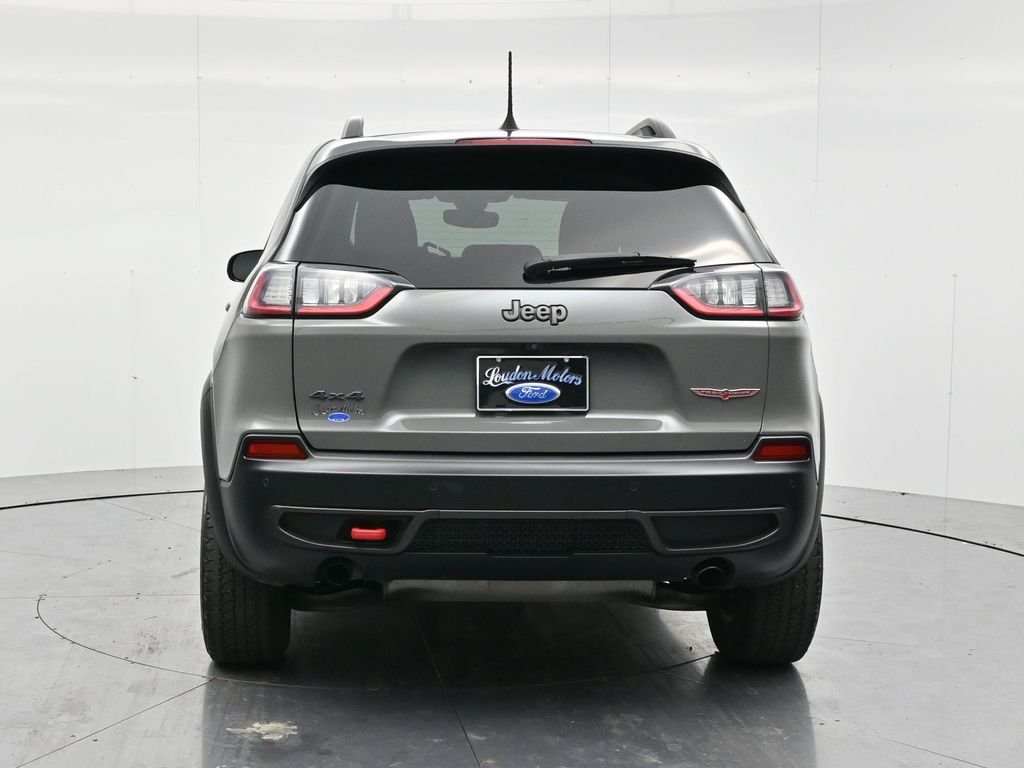 Used 2019 Sting Gray Clearcoat Jeep Trailhawk image 6