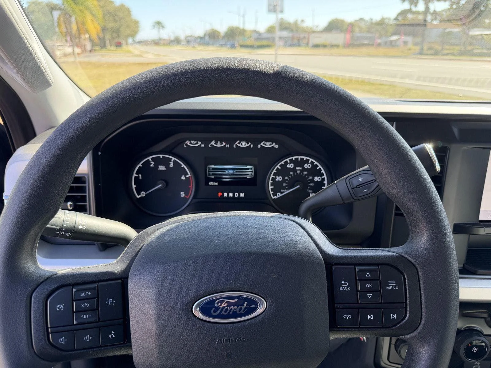 Used 2025  Ford XL image 8