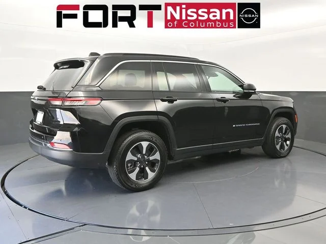 Used 2024 Black Jeep 4xe image 7