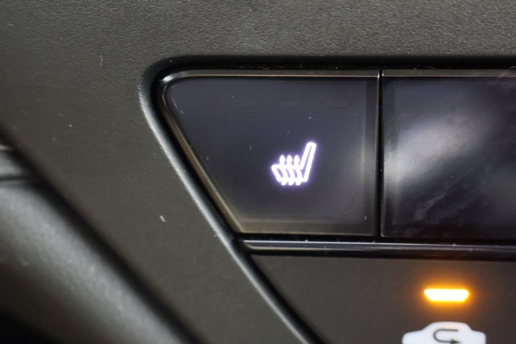 Used 2024  Honda EX image 15