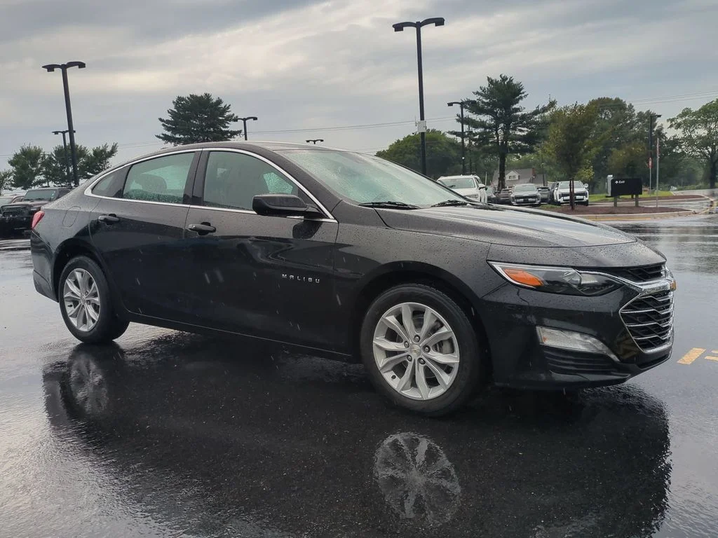 Used 2025 Chevrolet Malibu 1LT with VIN 1G1ZD5ST8SF127541 for sale in Mechanicsville, VA