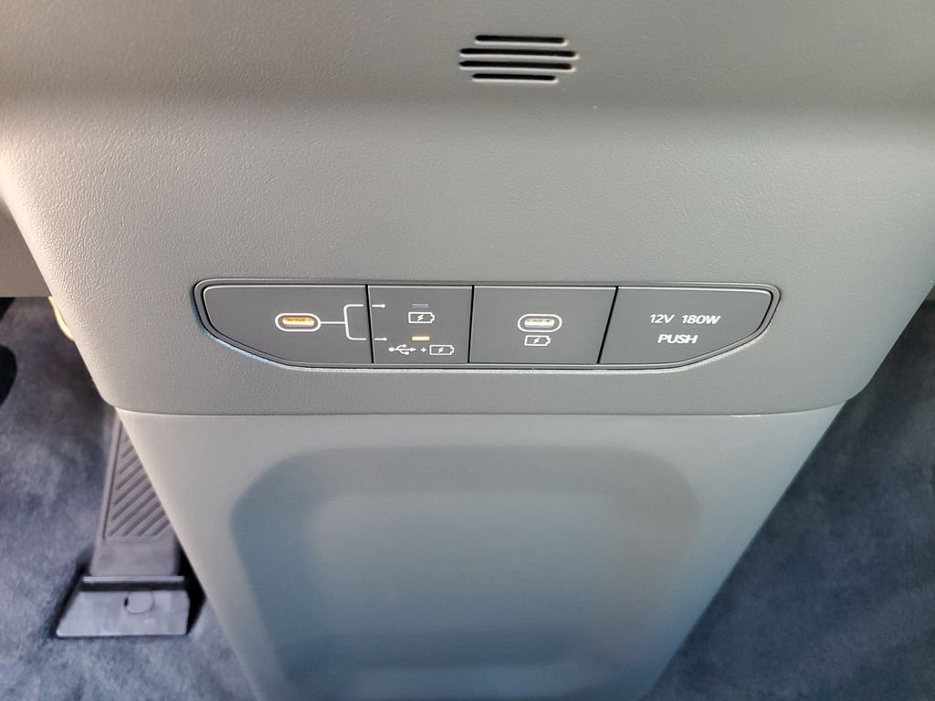 2026 Kia EV9 Light L/R - Photo 40