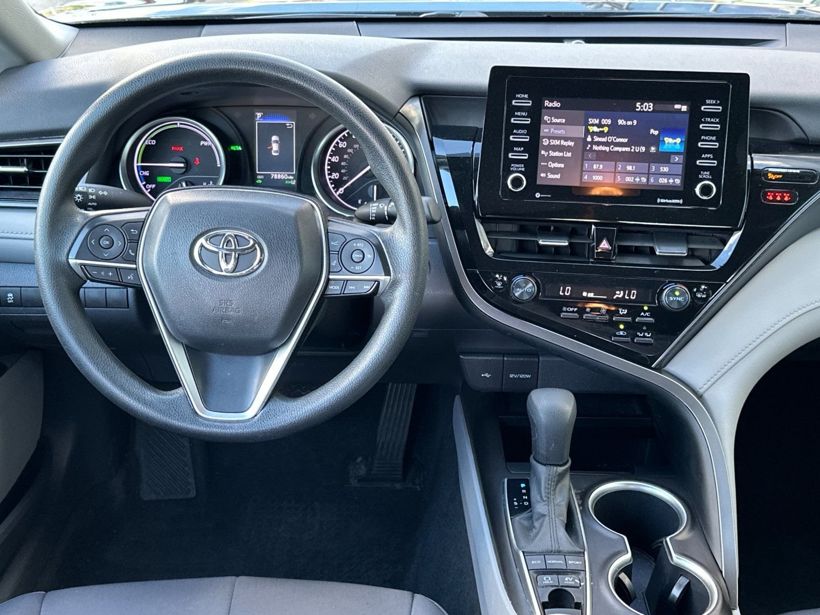 Used 2021 Aqua Toyota LE image 13