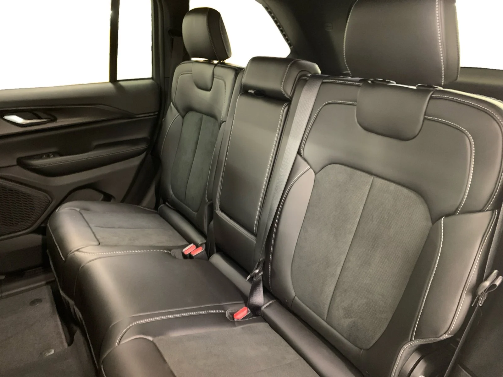 New 2025 Bright White Jeep Altitude image 16