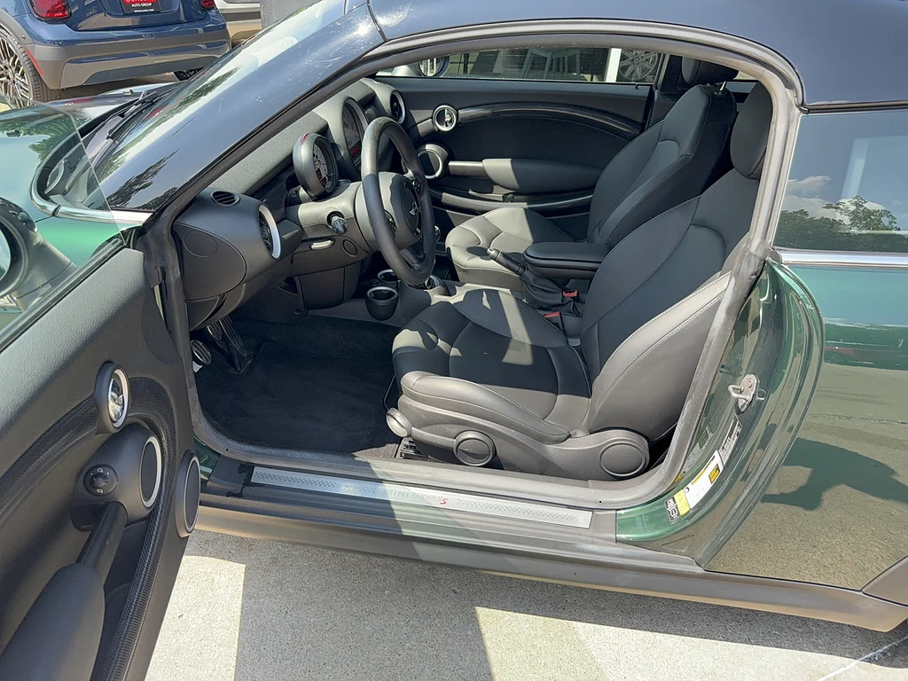 Used 2013 British Racing Green II Metallic MINI Cooper S image 5