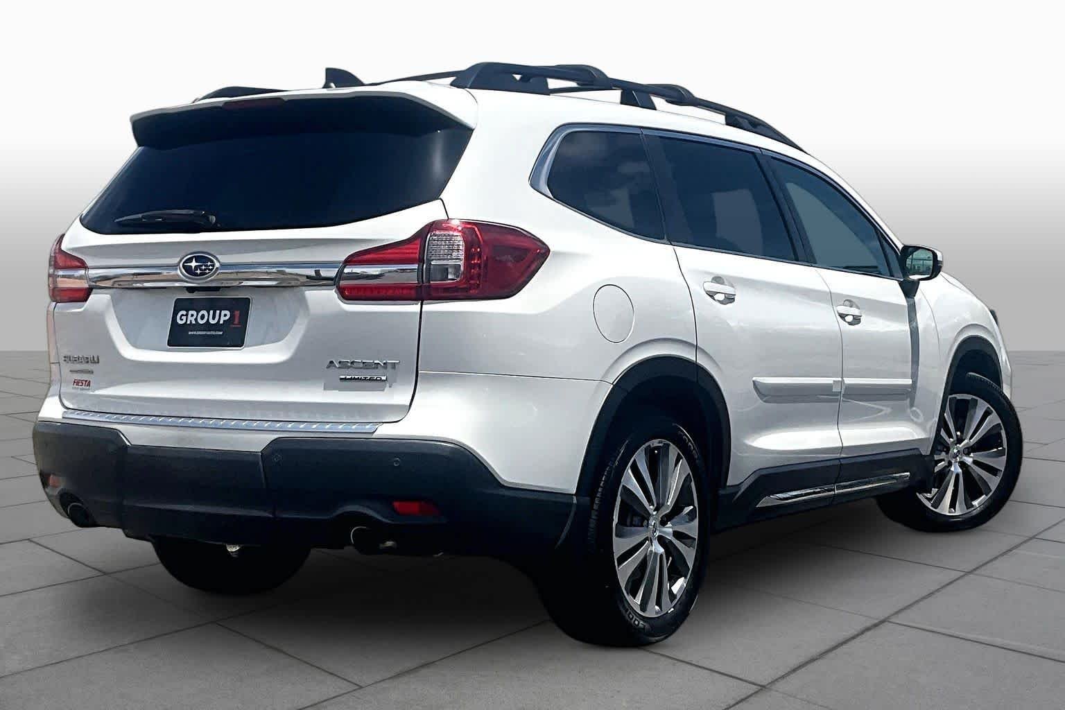 Used 2020 Crystal White Pearl Subaru Limited image 13