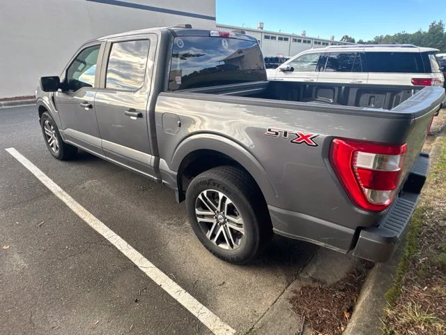 Used 2022 Gray Ford XL image 3