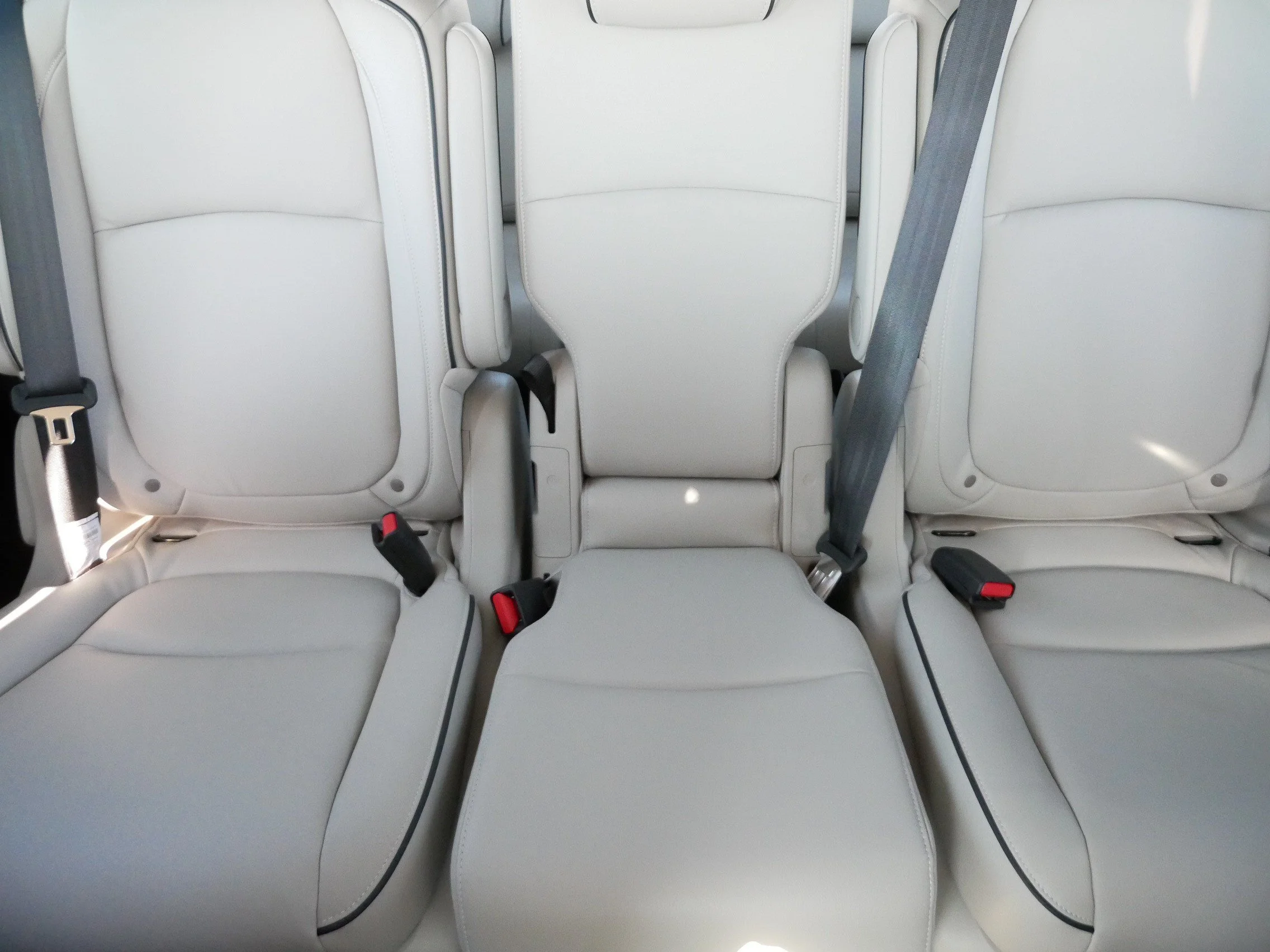 Used 2026 Radiant Red Metallic II Honda Touring image 13