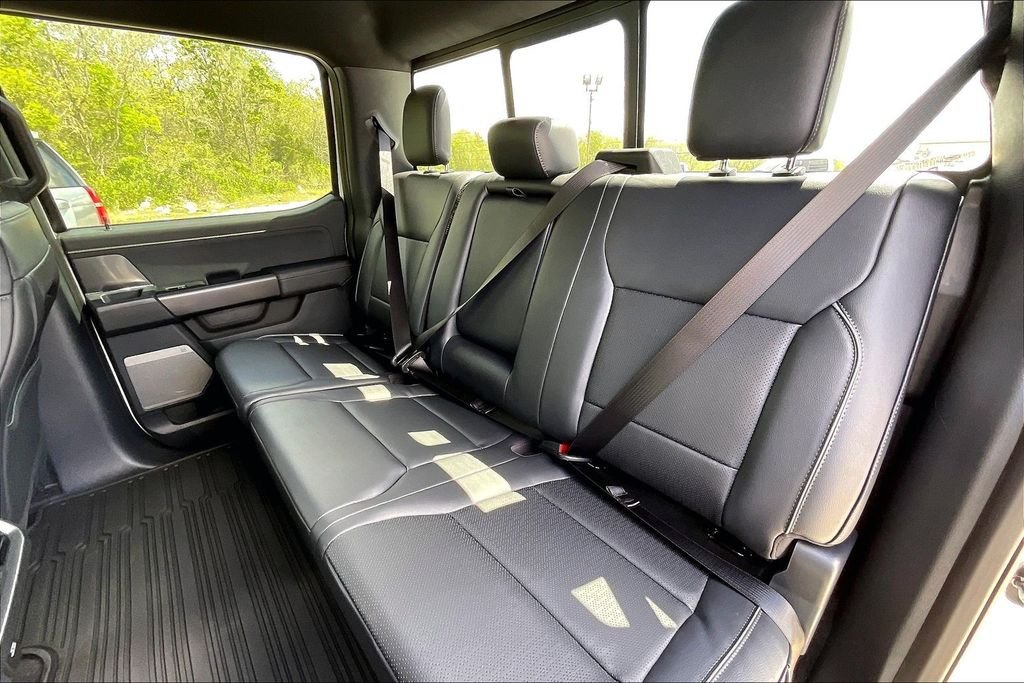 New 2026 Ford F-150 Lariat 4D SuperCrew