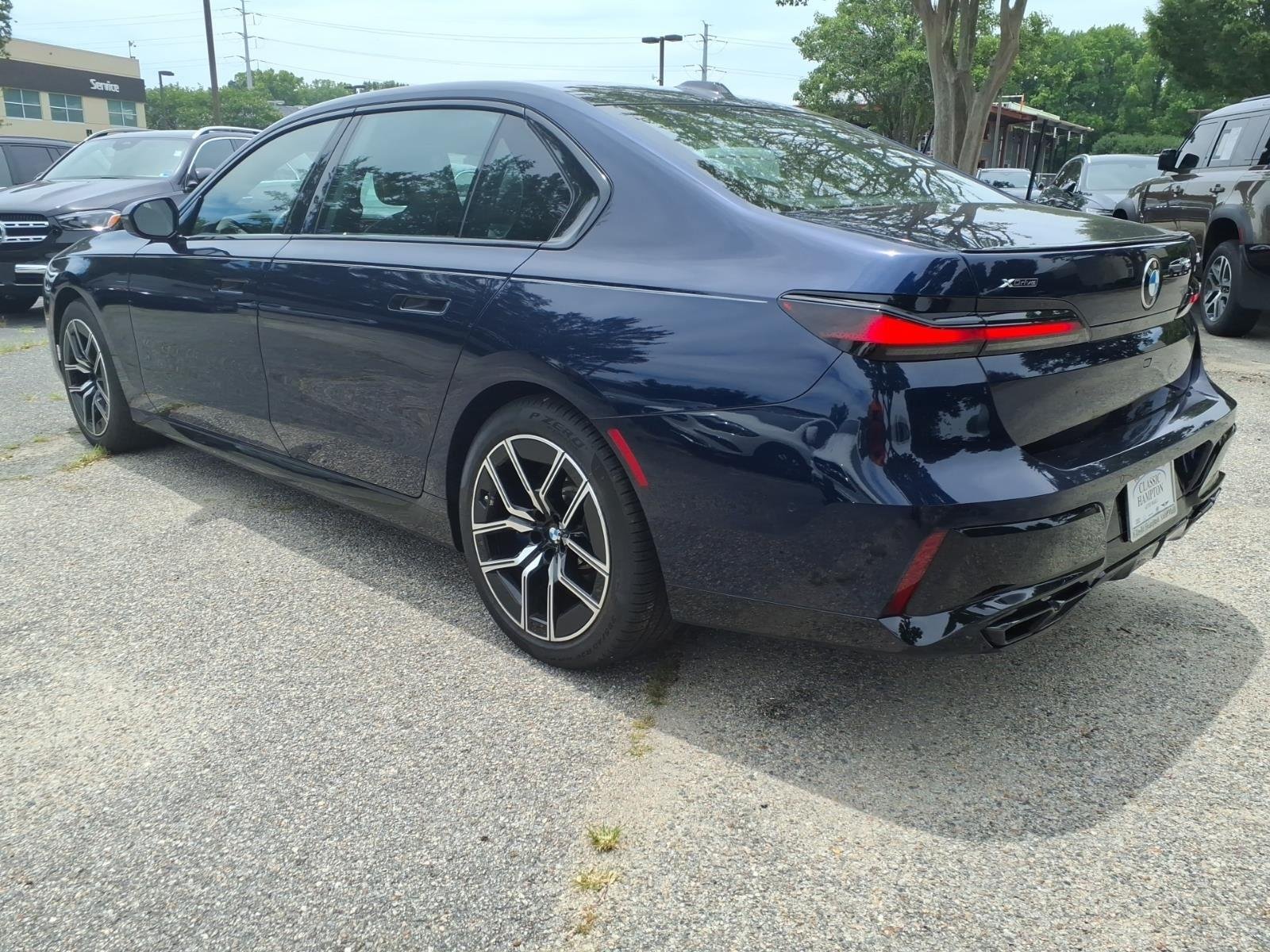 Used 2024 Tanzanite Blue II Metallic BMW 760i xDrive image 8