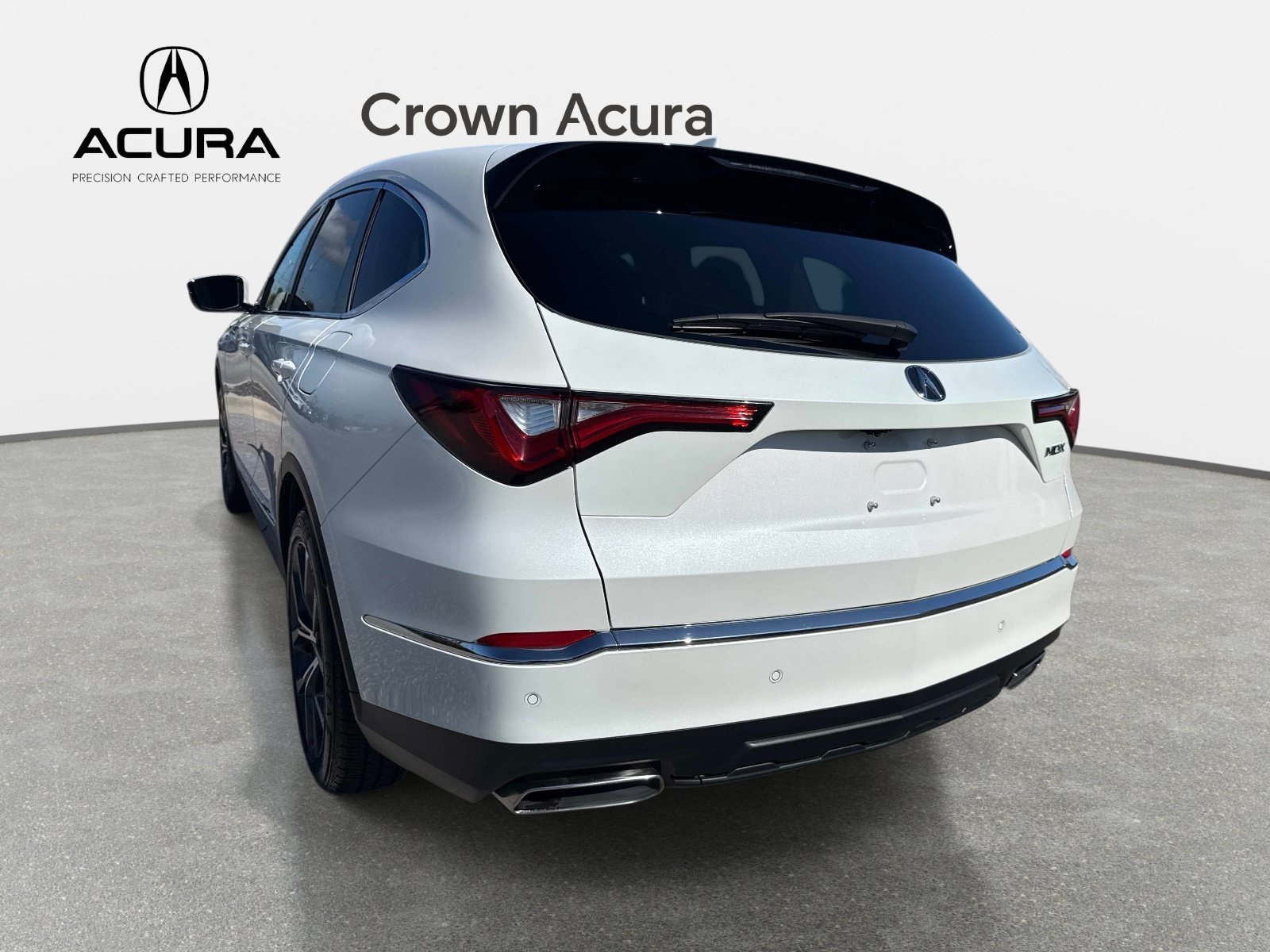 Used 2024 Platinum White Pearl Acura w/Technology Package image 8