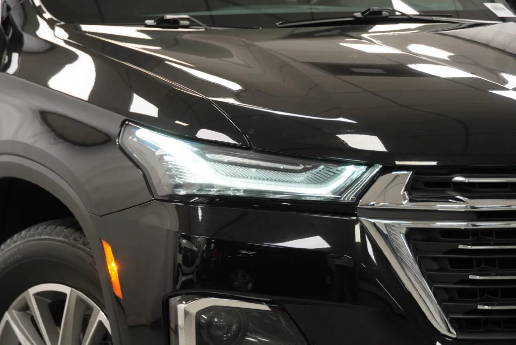 Used 2023 MOSAIC BLACK METALLIC Chevrolet LT Leather image 8