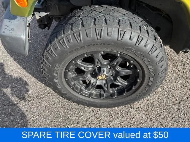 Used 2007 Green Jeep Sahara image 11