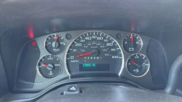 Used 2024 Summit White Chevrolet WT image 12