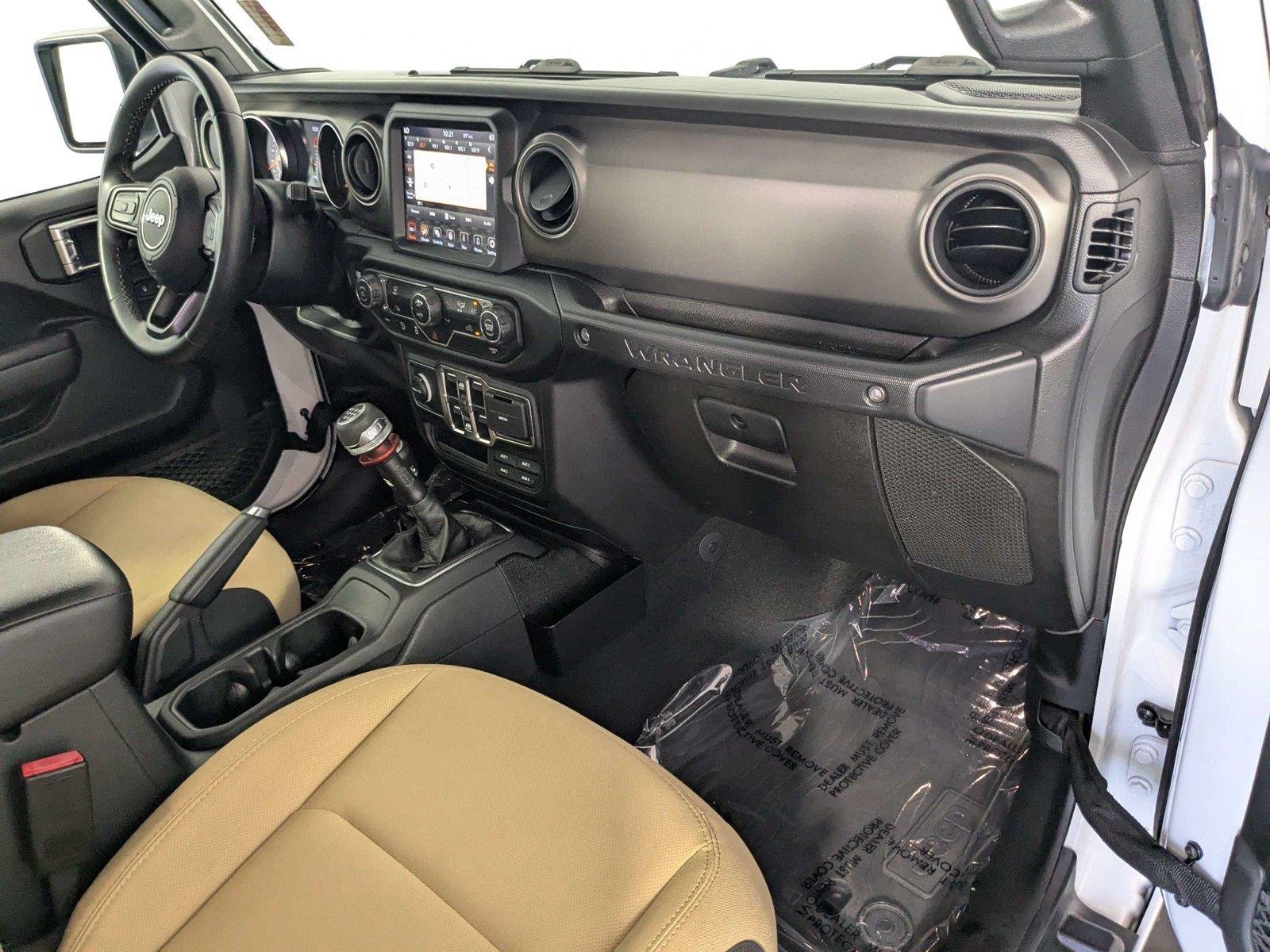 Used 2022 Bright White Clearcoat Jeep Unlimited Sport S image 29
