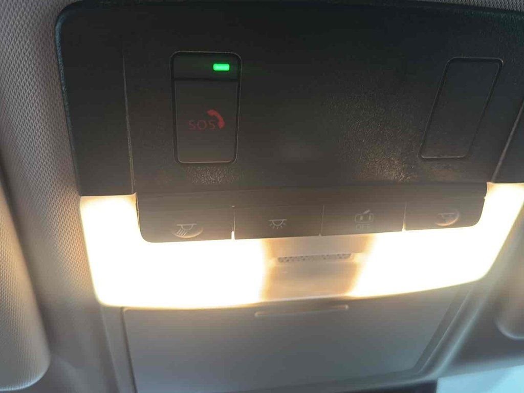 Used 2024 Black Mitsubishi SE Black Edition image 50