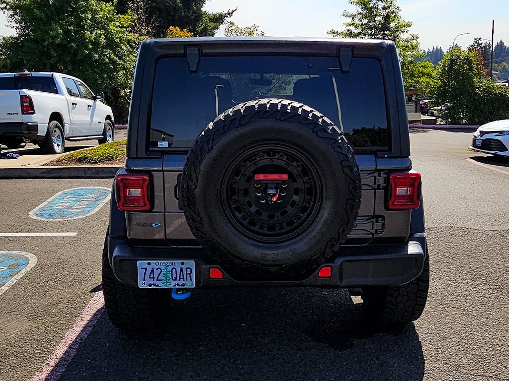 Used 2022 Gray Jeep Unlimited Rubicon 4xe image 14