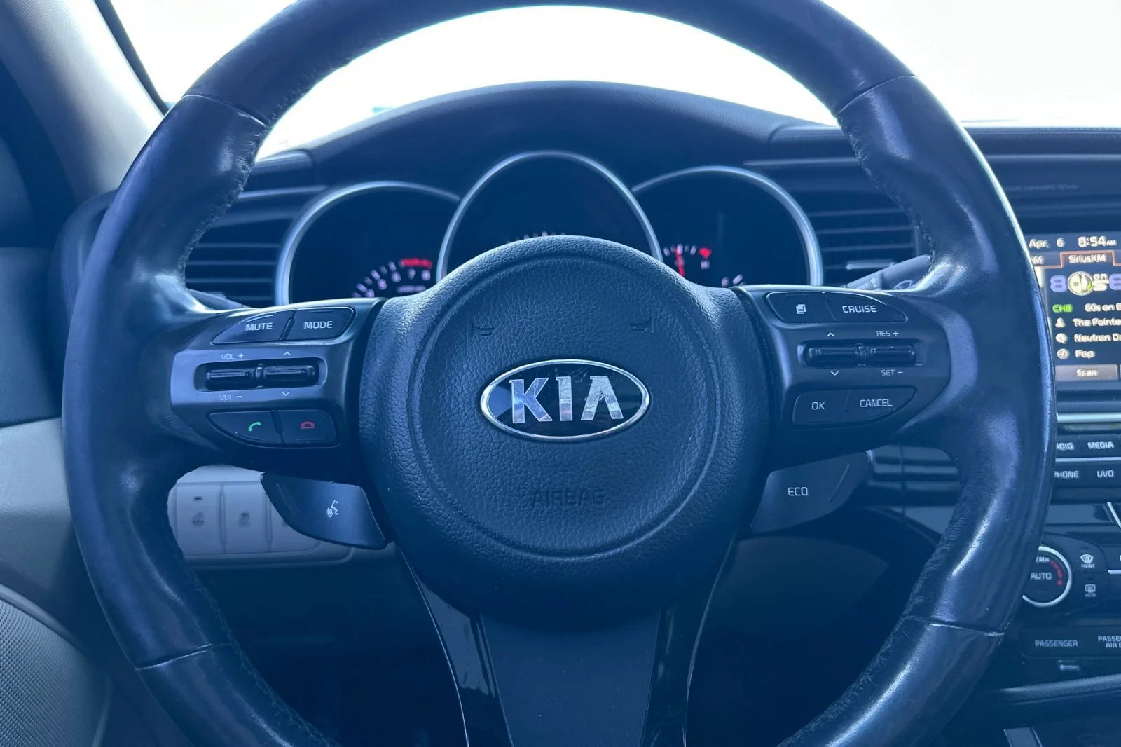 Used 2015 Dark Cherry Kia EX image 23