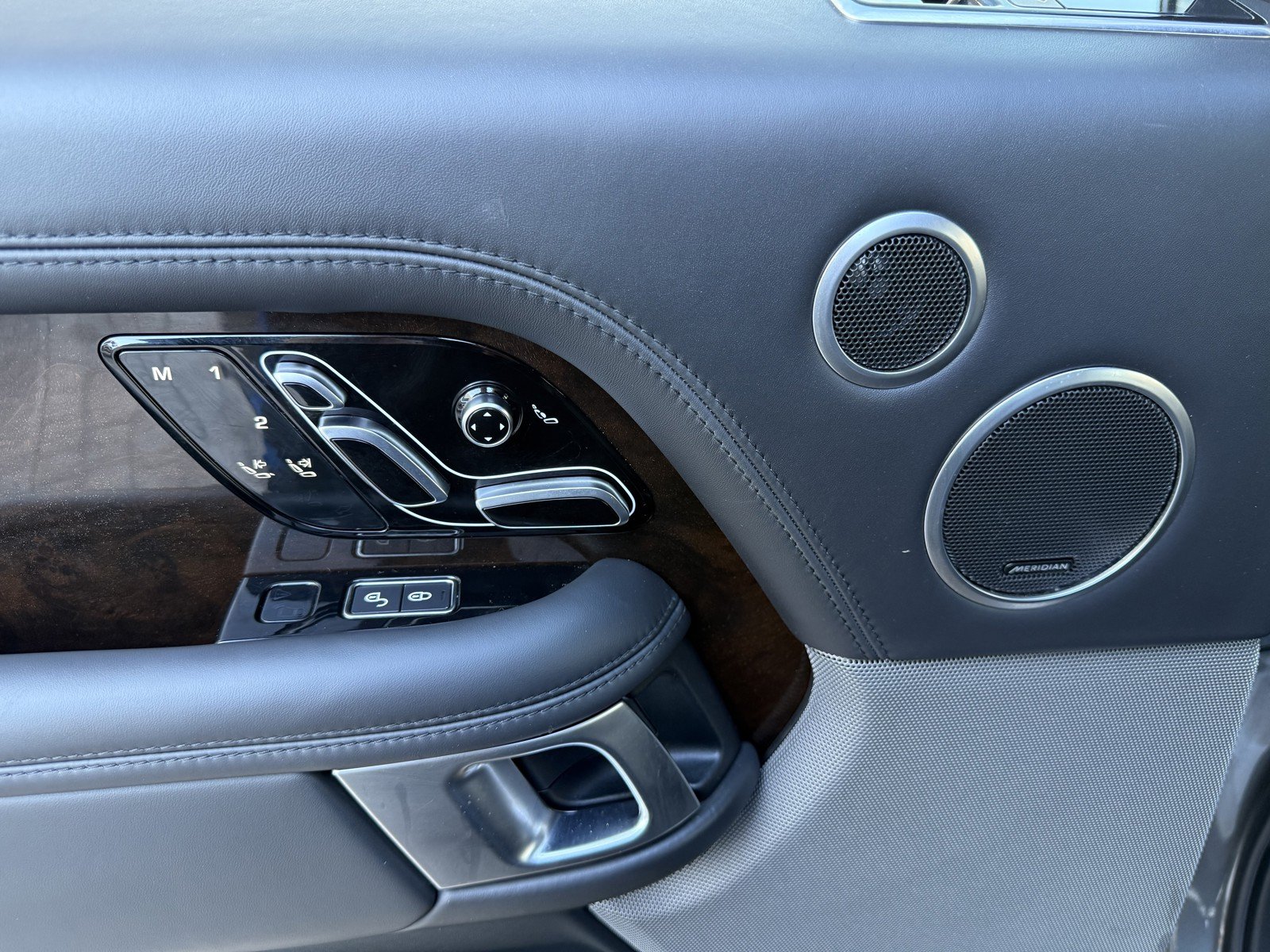 2019 Land Rover Range Rover Autobiography - Photo 28