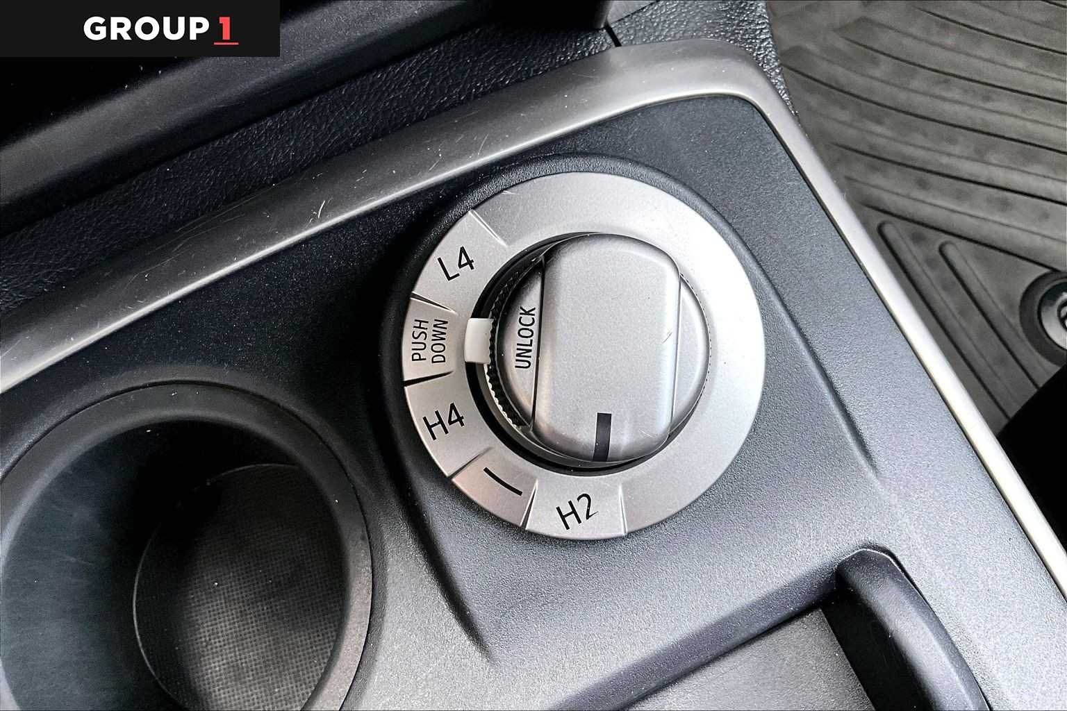 Used 2016 Barcelona Red Metallic Toyota SR5 Premium image 36