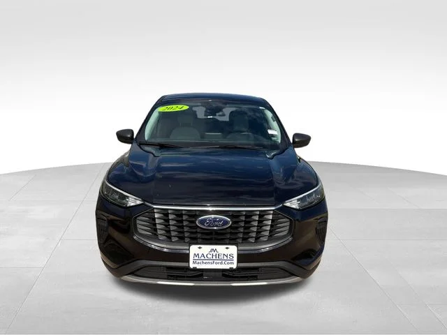 Used 2024 Black Ford Active image 9