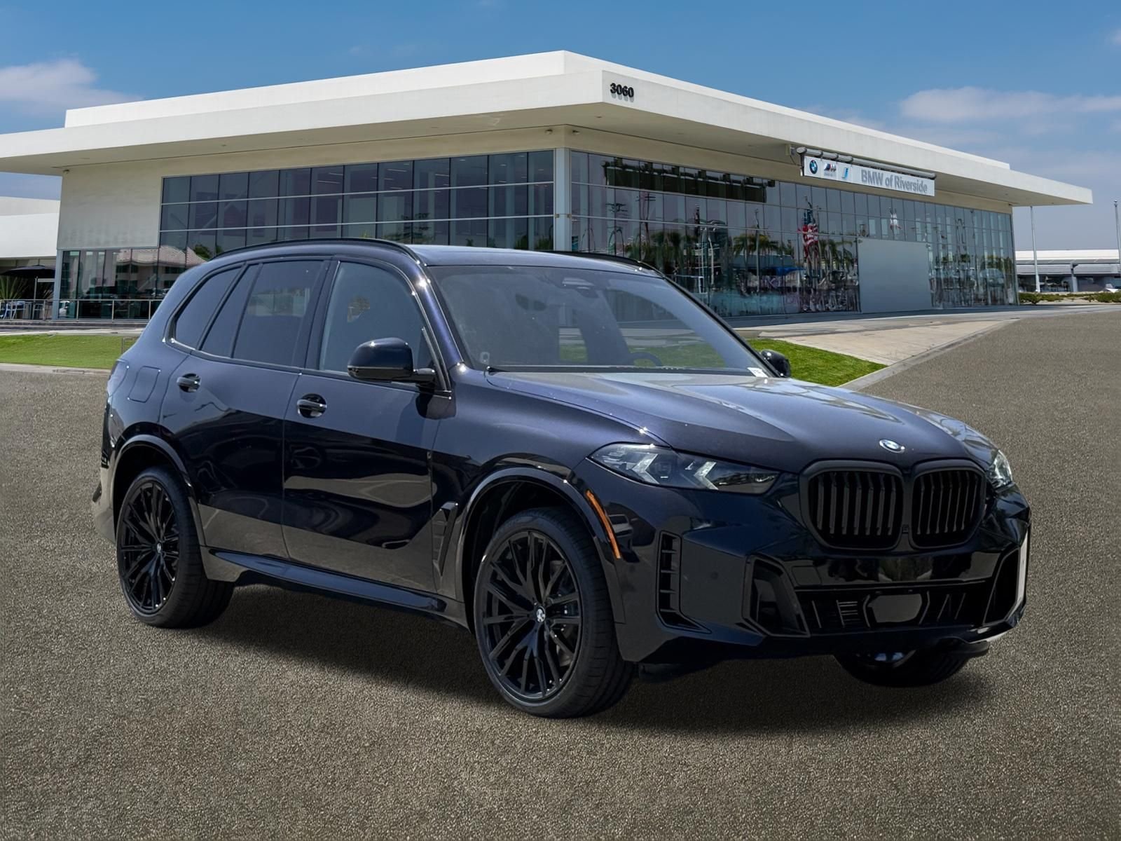New 2026 Carbon Black Metallic BMW sDrive40i image 2