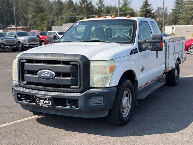Used 2011 Oxford White Ford XL image 5