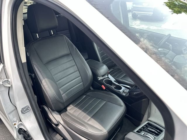 Used 2014 White Ford Titanium image 27