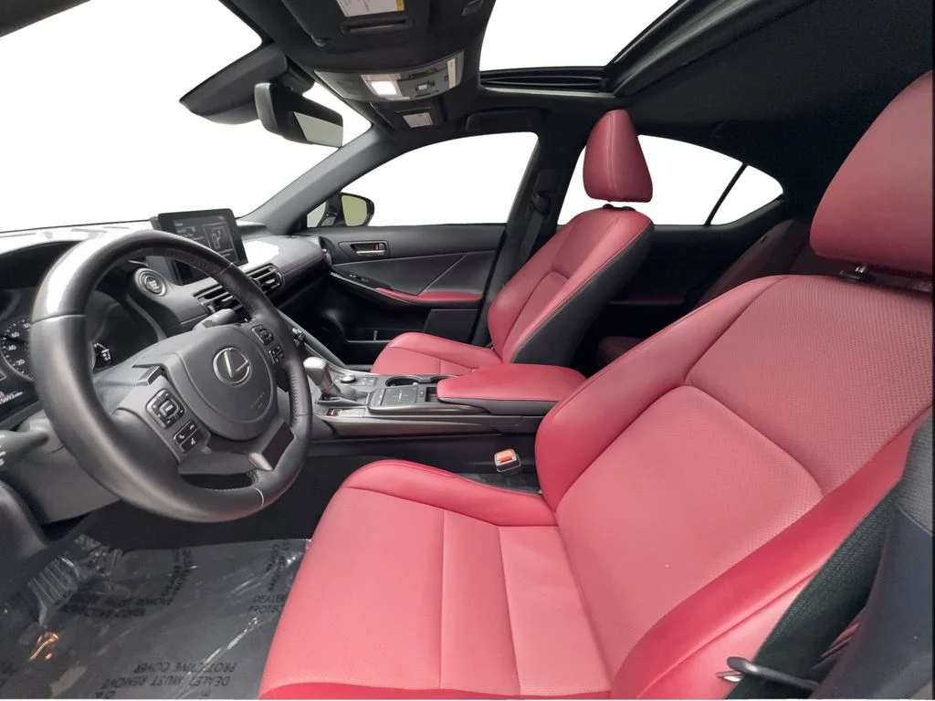 Used 2025 White Lexus 300 image 20