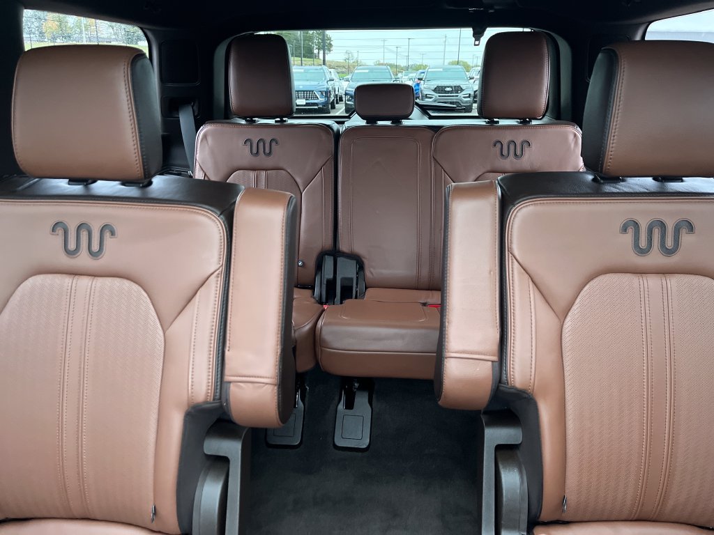 Used 2023 White Ford King Ranch image 23