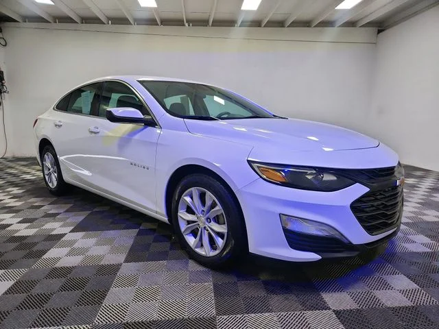 Used 2025 White Chevrolet LT image 2