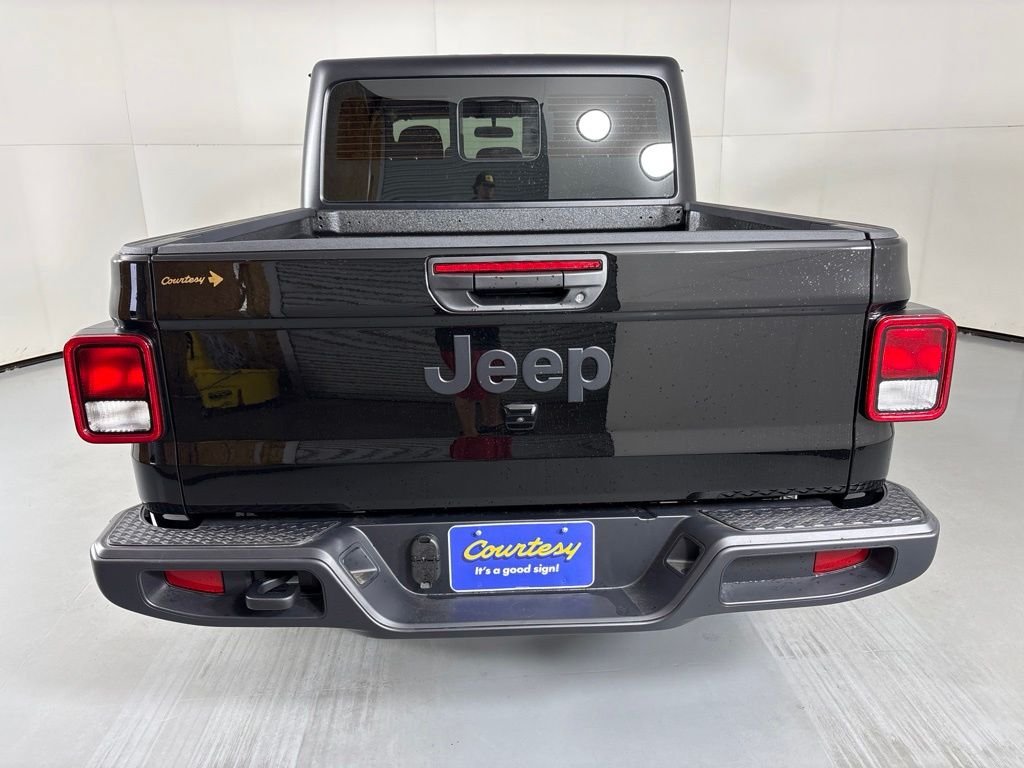 New 2026 Black Clear-Coat Exterior Paint Jeep Sport image 7