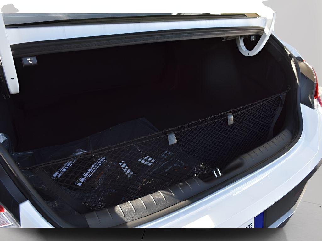 New 2026 Serenity White Hyundai SE image 13