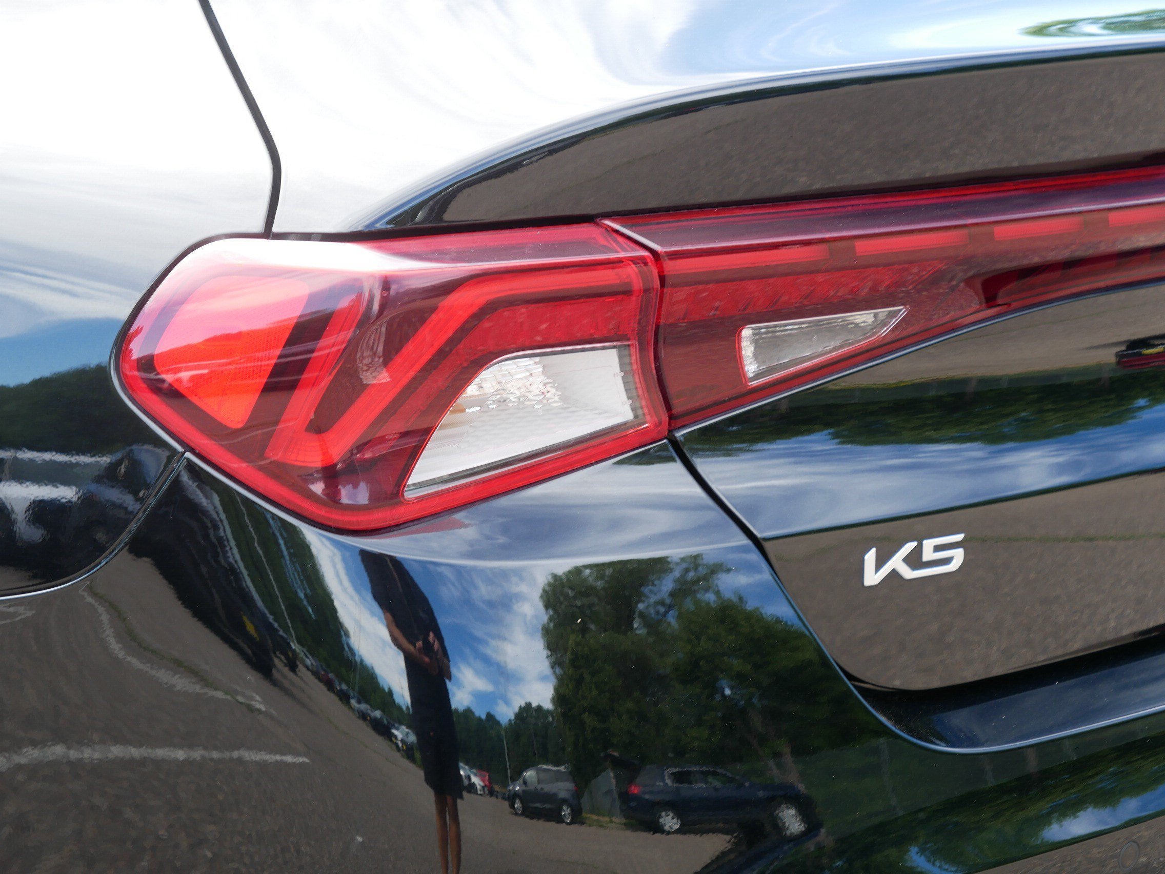 Used 2023 Ebony Black Kia EX image 17