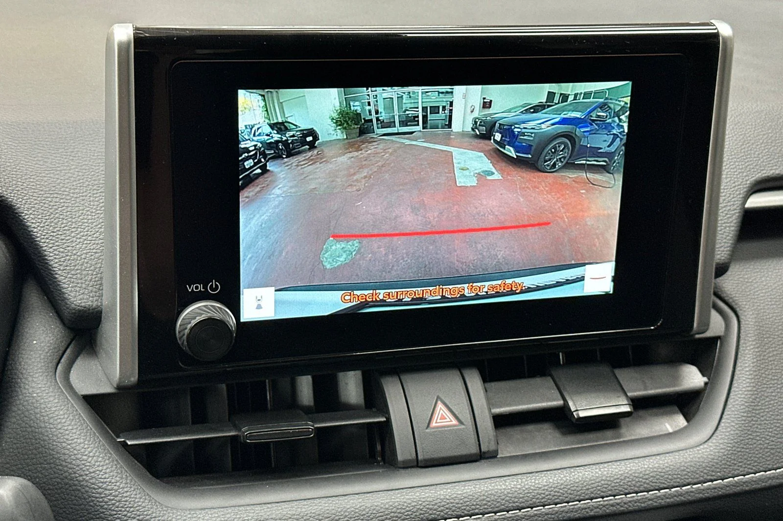 Used 2025 White Toyota XLE image 25
