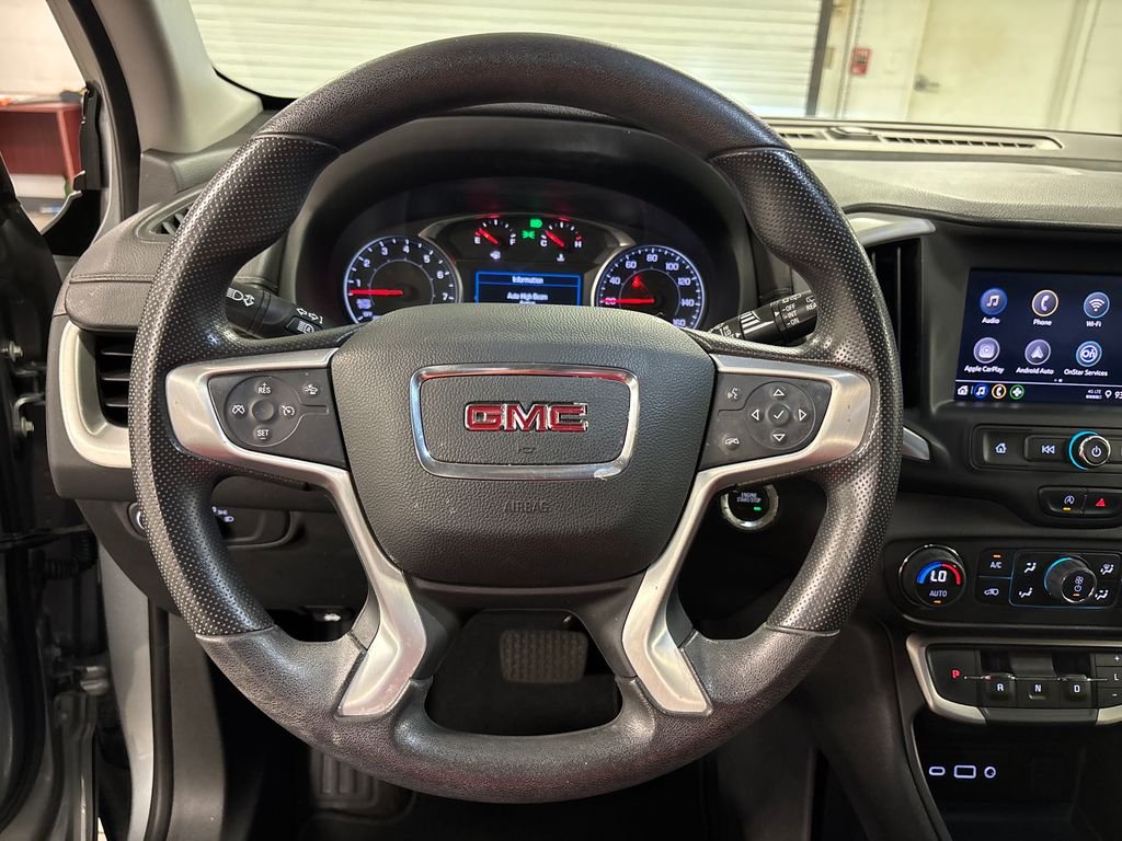 Used 2023 Silver GMC SLE image 32