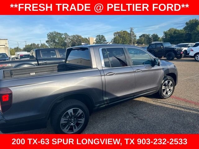 Used 2017 Gray Honda RTL-T image 11