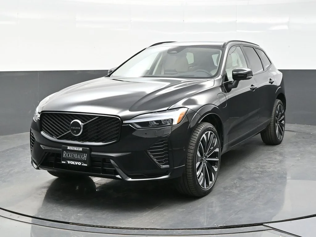New 2026 Onyx Black Volvo T8 Ultra image 2