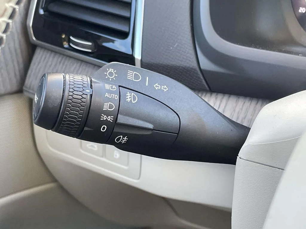 Certified Used 2023 Denim Blue Volvo Plus image 12