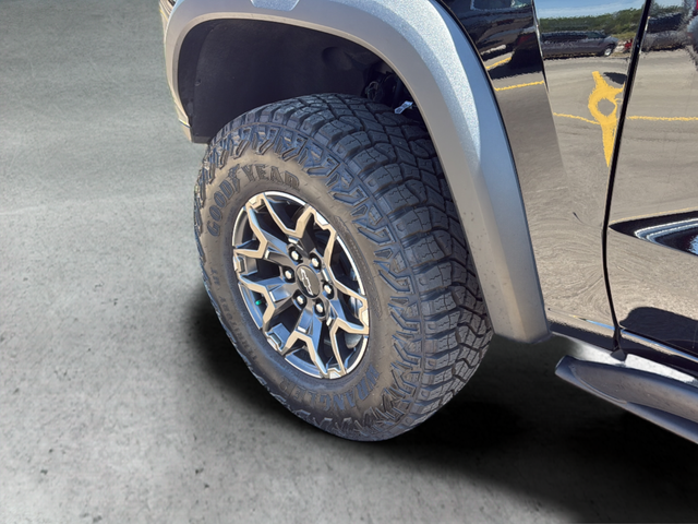 Used 2026 Black Chevrolet ZR2 image 27