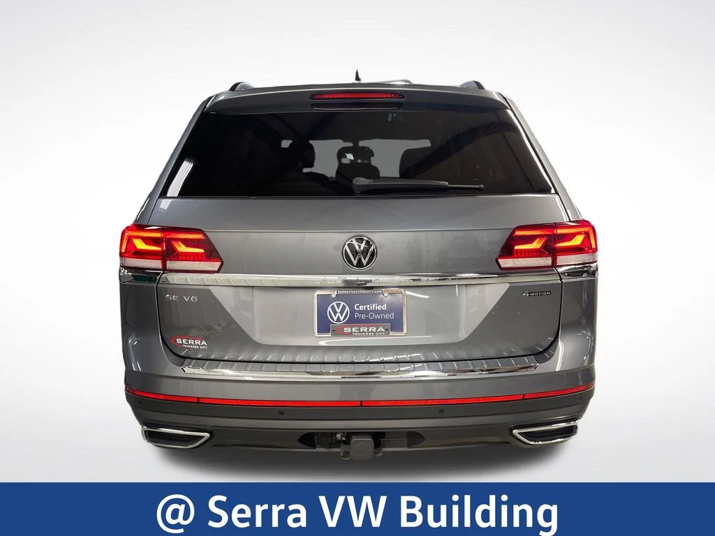 Used 2023 Gray Volkswagen 3.6L V6 SE w/Technology image 4